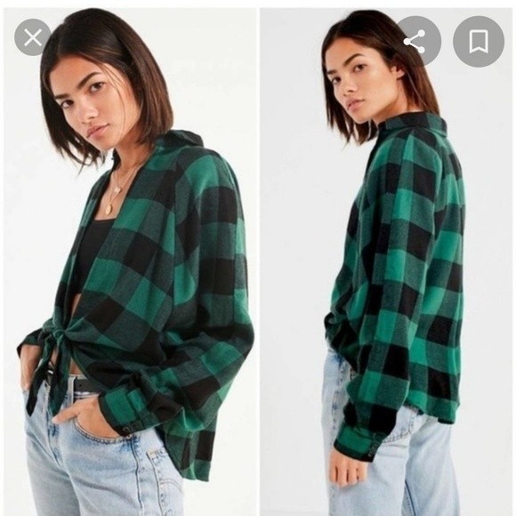 BDG Tops - BDG Urban Outfitters Green and Black plaid Tie front long sleeve Top